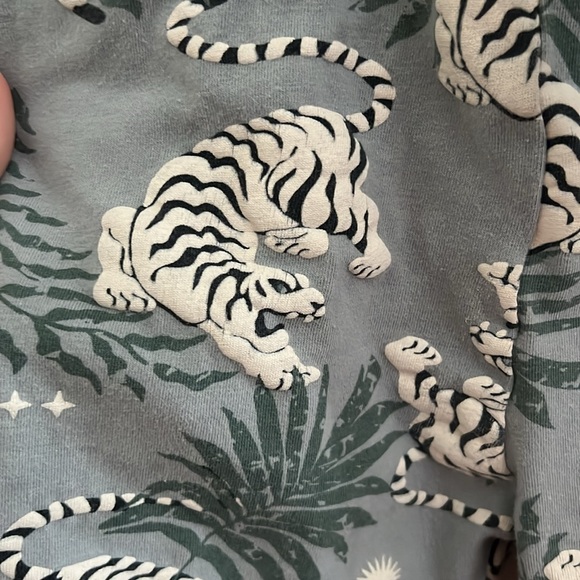 Tiny Tribe knit shorts Tiger Print size 7 - Picture 4 of 6